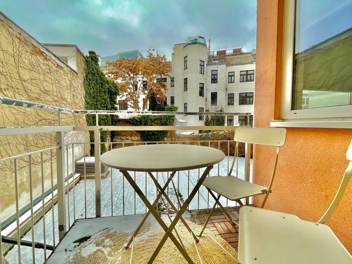 Premium Apartment With Balcony In Classy Area เวียนนา ภายนอก รูปภาพ