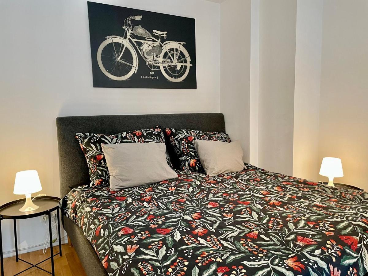 Premium Apartment With Balcony In Classy Area เวียนนา ภายนอก รูปภาพ